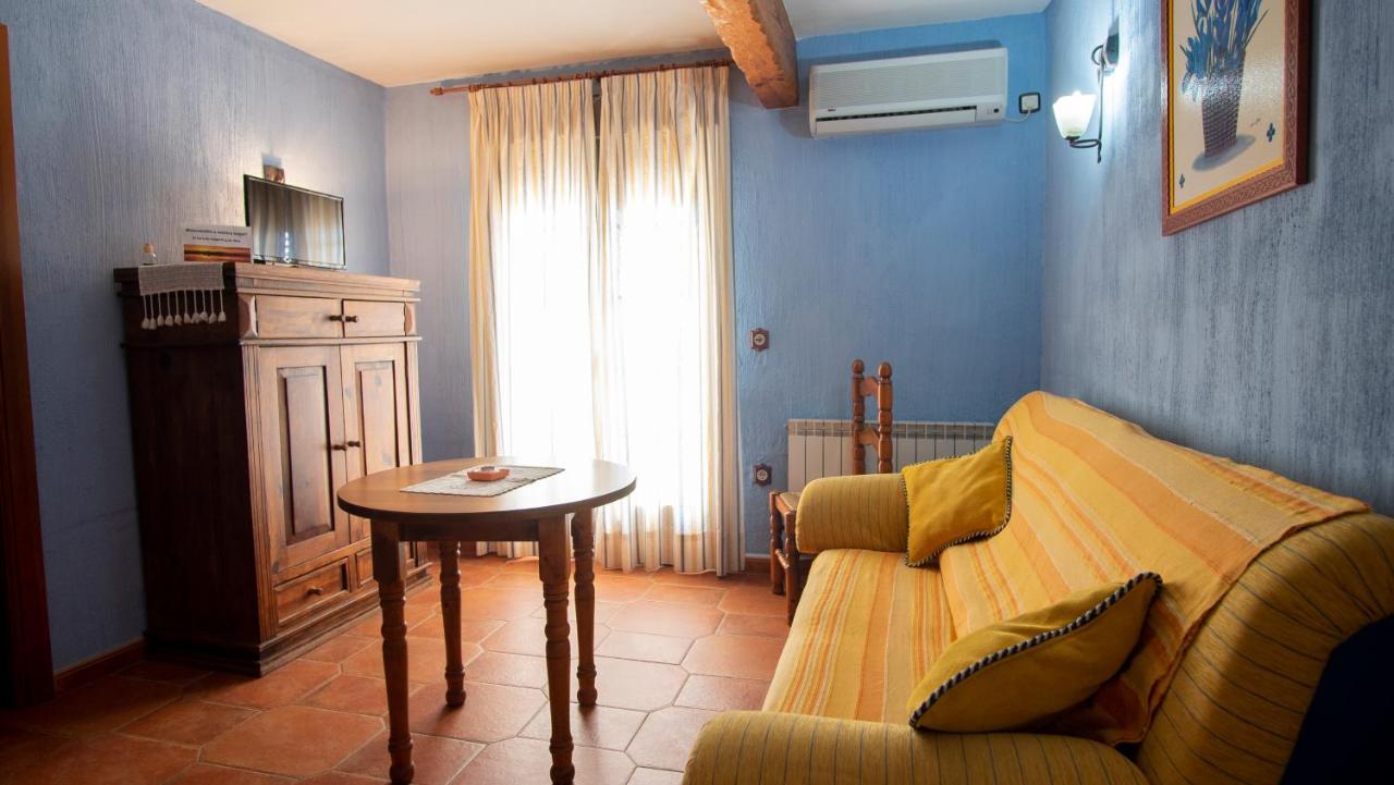 Casa Rural Santa Elena Villafranca de los Caballeros Exterior foto