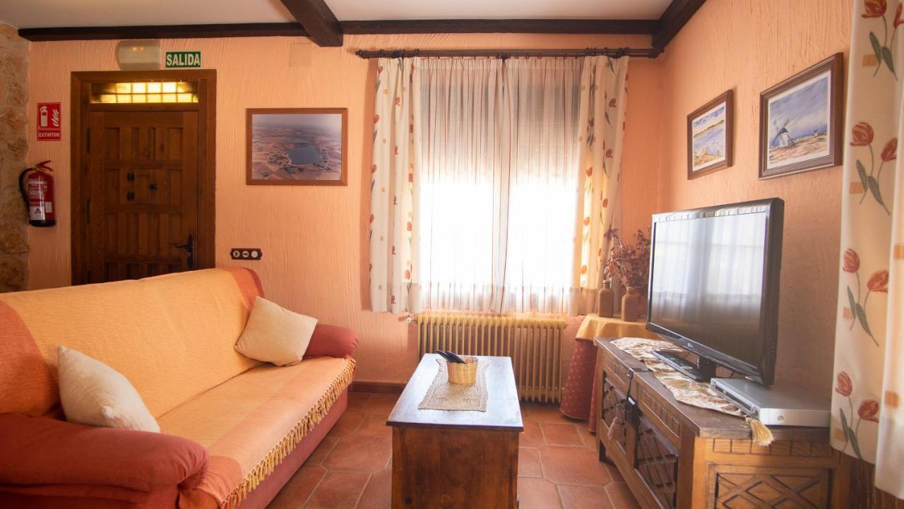 Casa Rural Santa Elena Villafranca de los Caballeros Exterior foto